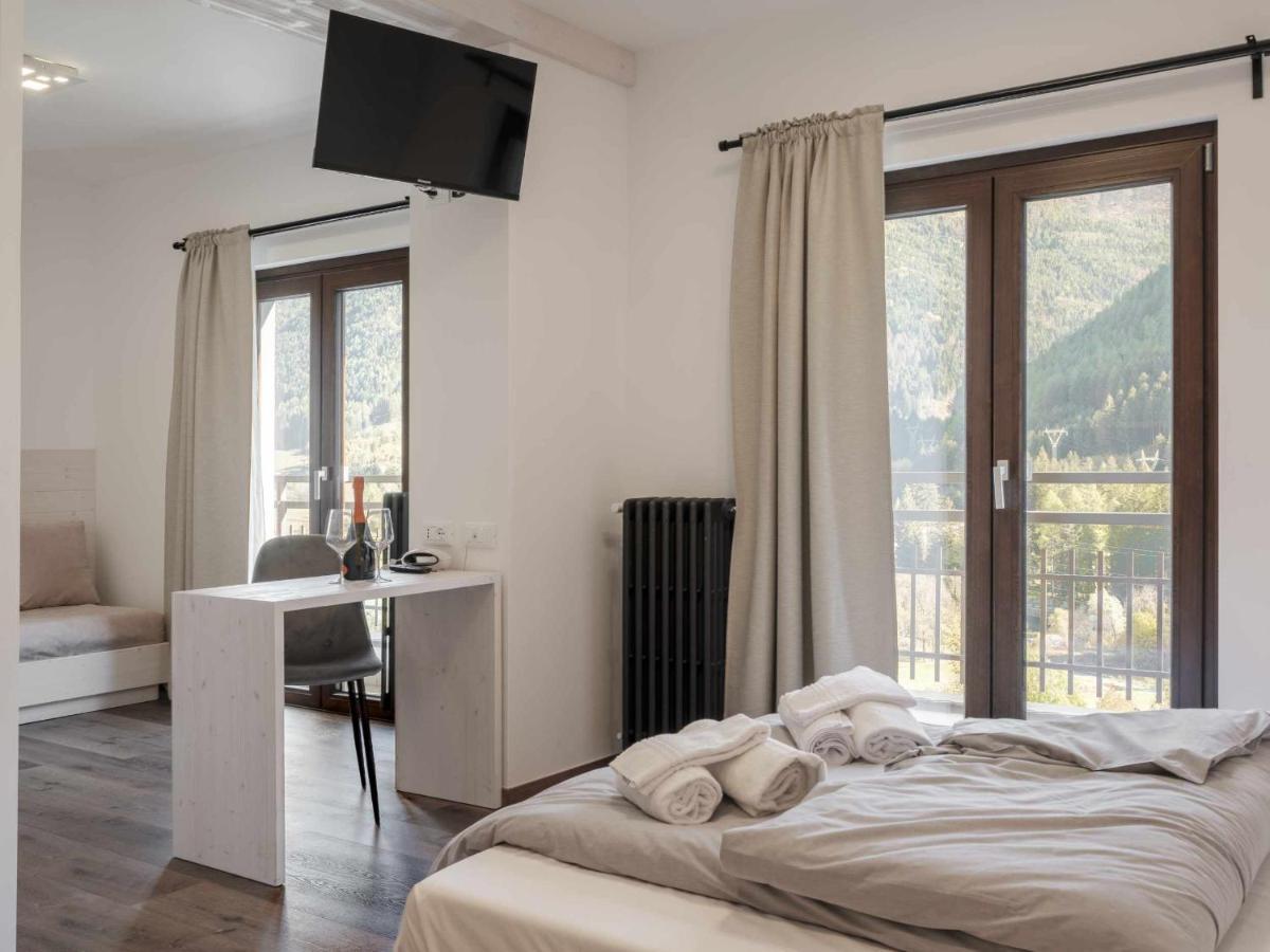 Hotel Garni Alta Valle Vione Bagian luar foto
