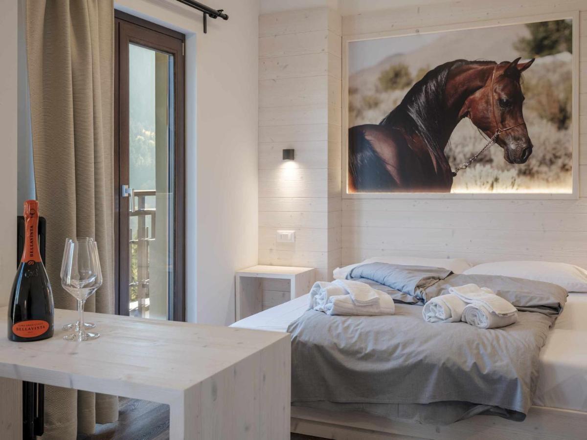 Hotel Garni Alta Valle Vione Ruang foto